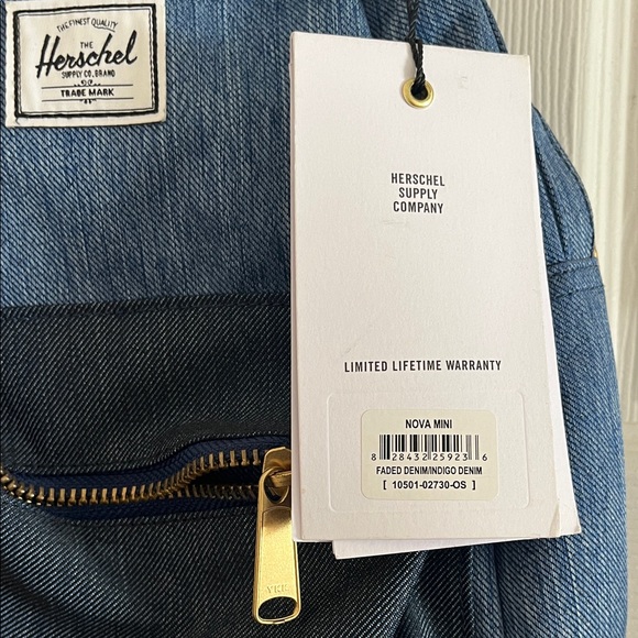 Herschel Supply Company Faded Denim Nova Mini NWT - Picture 2 of 4